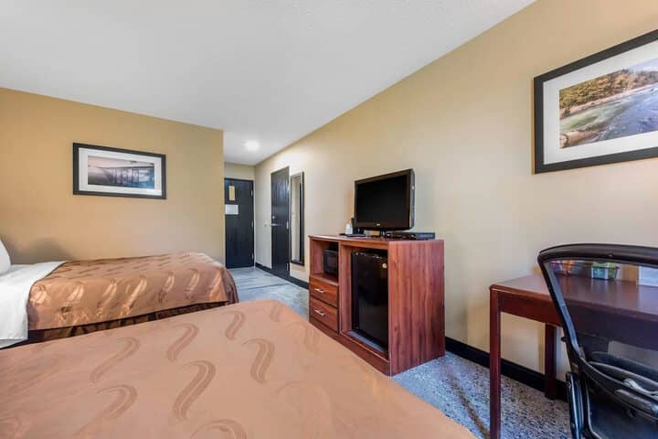 Room 18 of 38