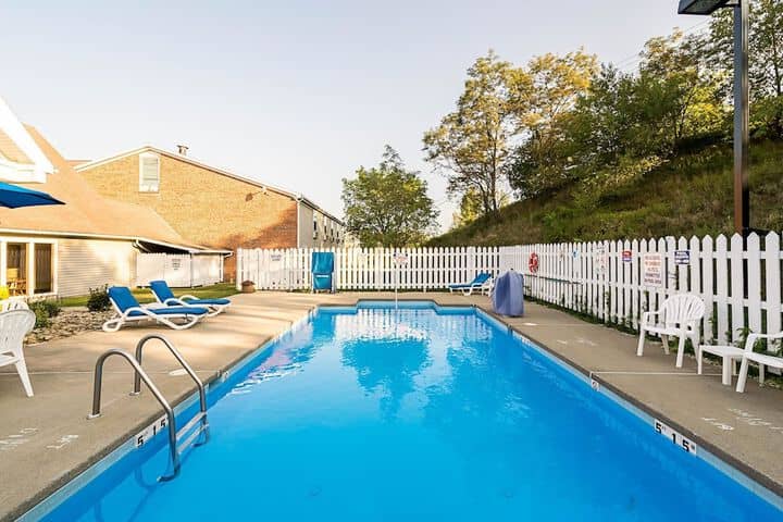 Pool 29 of 38